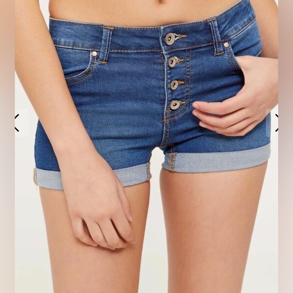 Dark blue Jean shorts from Ardene - size: 01 - Picture 1 of 3